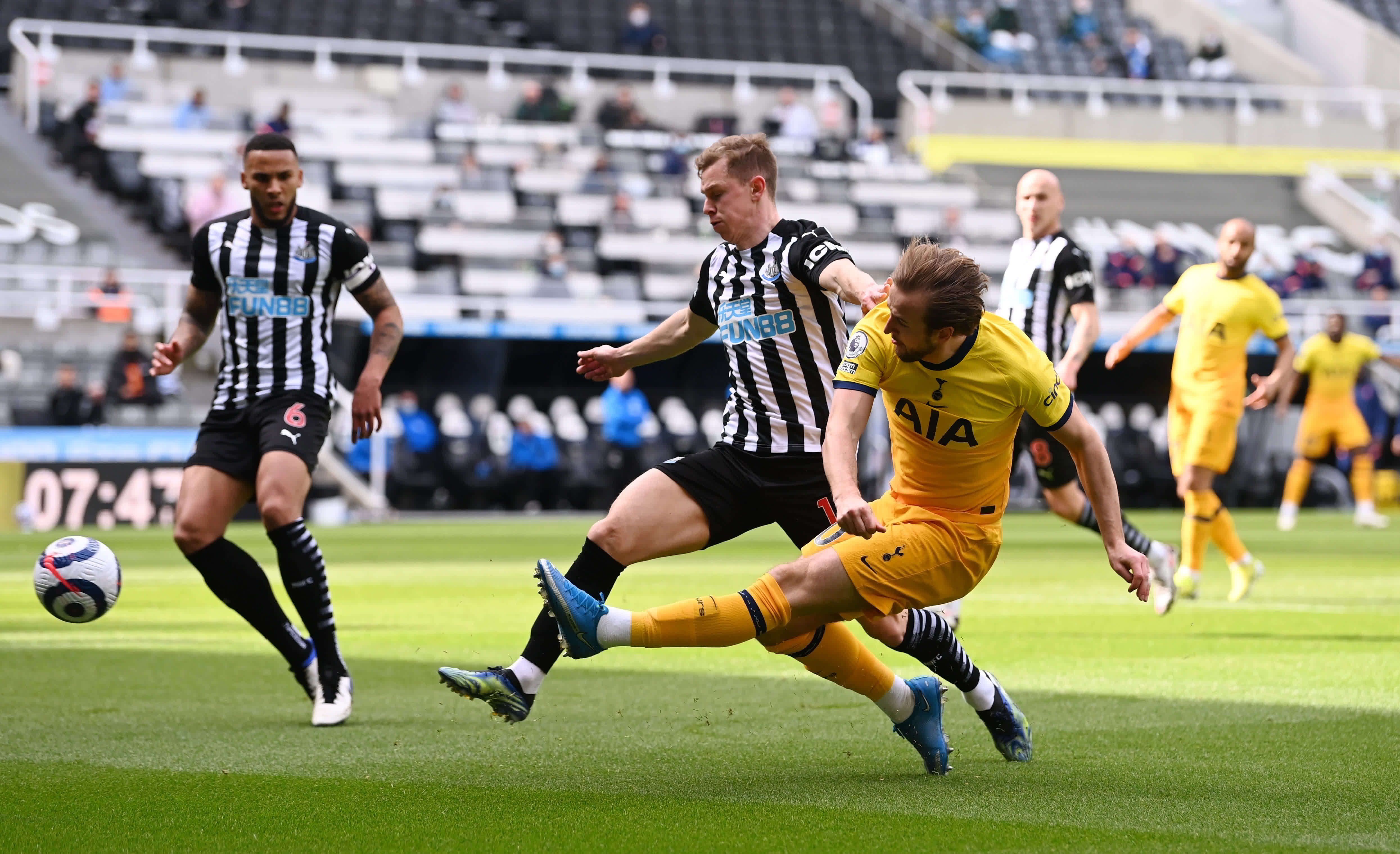 的绿茵场上 的绿茵场上